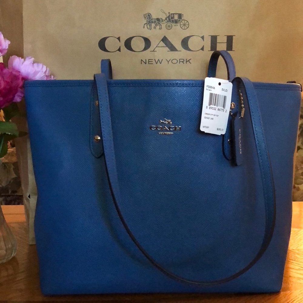 💙💙NWT Coach Tote Bag 💙💙